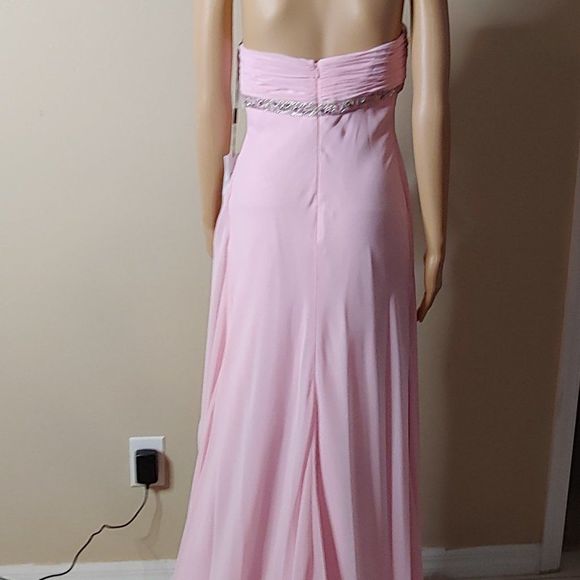 NWT Beautiful Strapless Pink Long Gown by GIGI - Picture 3 of 4